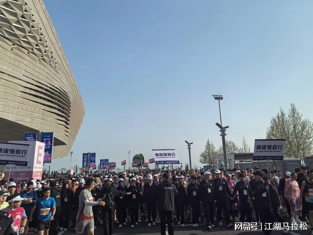西班牙淘汰葡萄牙，巴萨官推发文祝贺球员：费兰为制胜球送助攻